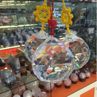 Cầu Đa Giác Pha Lê Trắng Giác