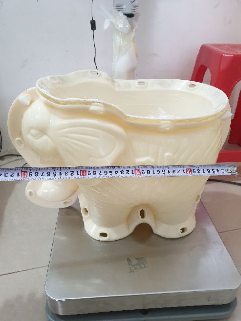 Khuôn đúc chậu cảnh . Voi lớn 45cm