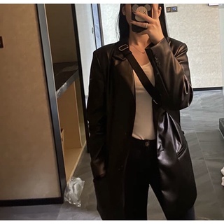 Blazer giả da đen (Black Leather Blazer) [Order Taobao]