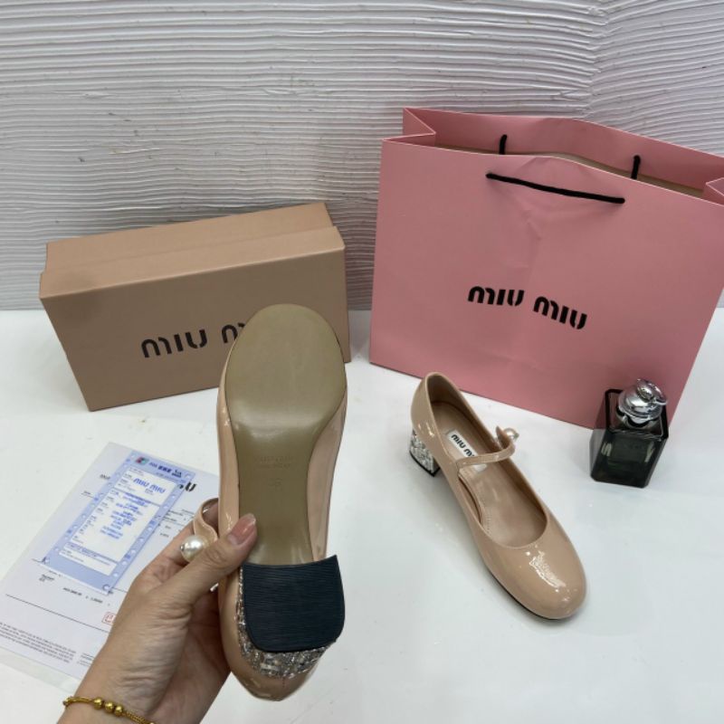 Giày Miu Miu 5p Mũi Tròn Gót Bạc Da Bóng Mềm Êm Fullbox Bill Túi Cao Cấp