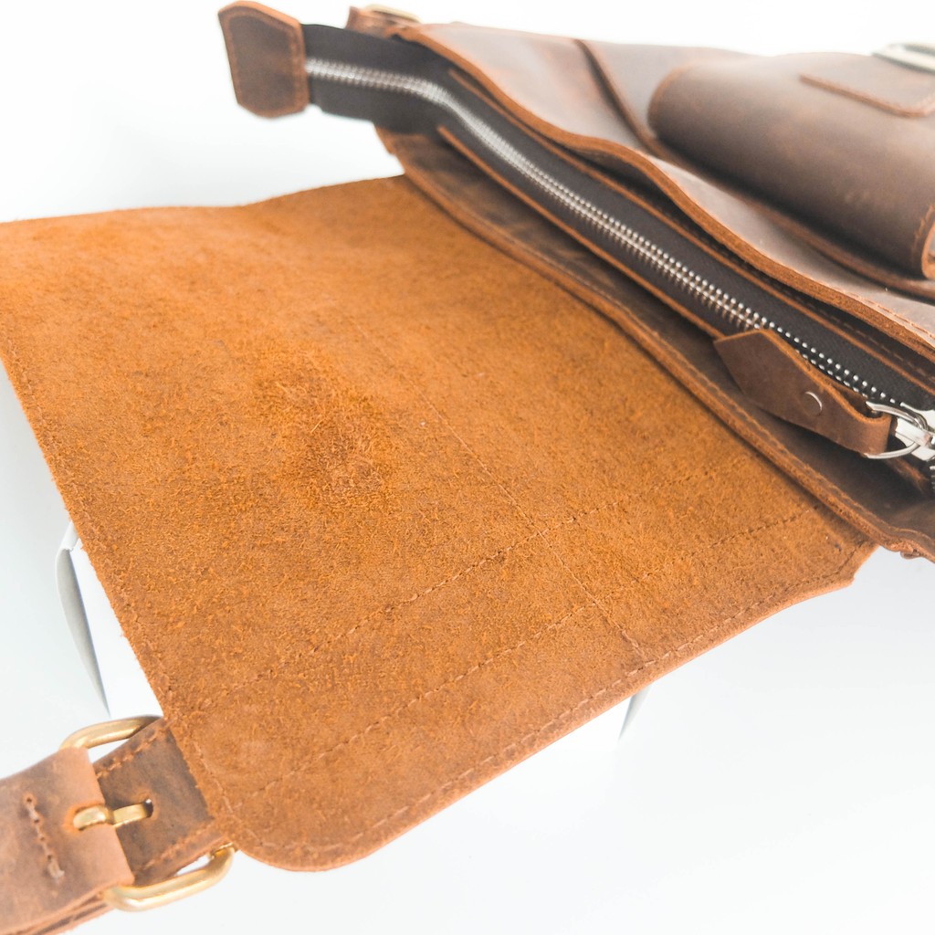 Túi chéo da sáp Crazy horse Messenger classic - Manuk Leather | BigBuy360 - bigbuy360.vn