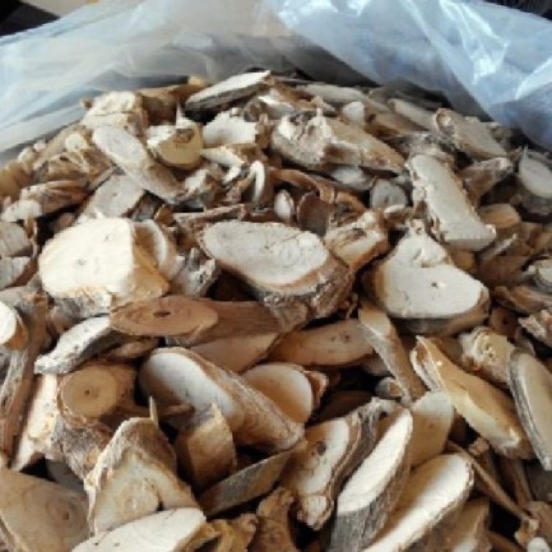 Củ đinh lăng 1 kg khô thái lát.