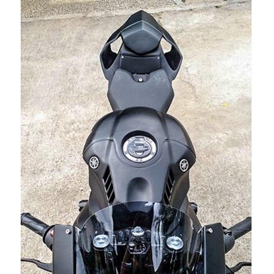 ỐP ĐUÔI R1M ĐỘ CHUẨN YAMAHA R15V3- NHỰA COMPOSITE HOÀN HẢO