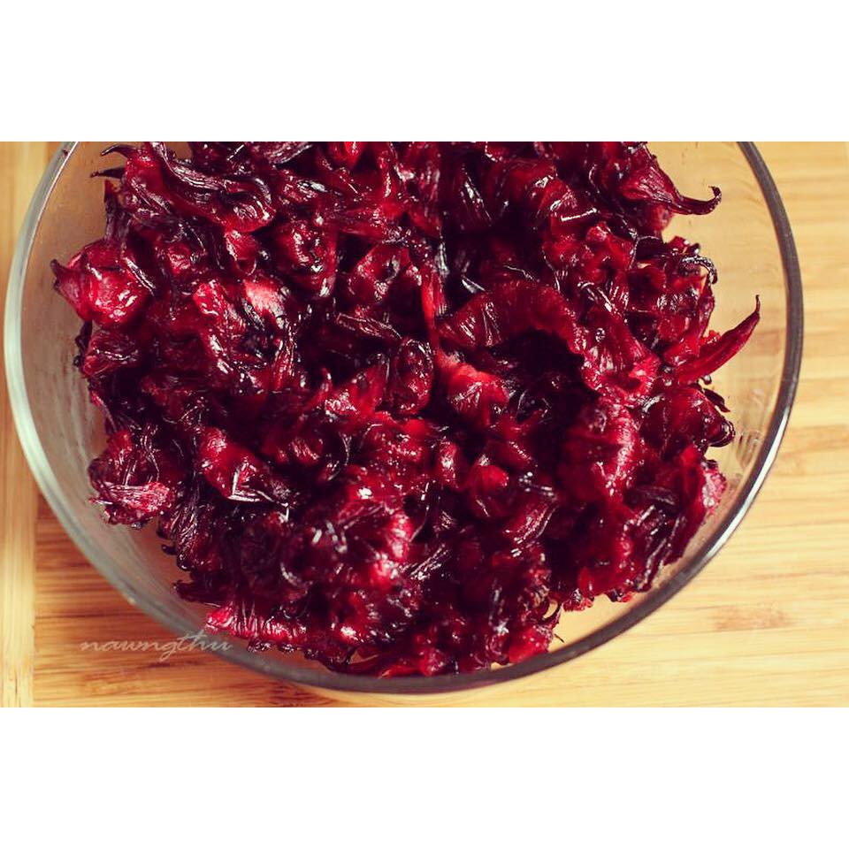 Combo 2 hộp mứt hoa hồng biếu tết | BigBuy360 - bigbuy360.vn