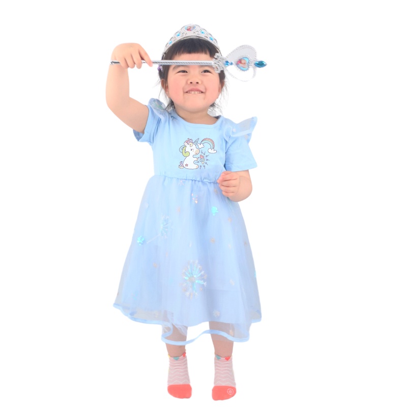 Cô Gái Ăn Mặc Phim Hoạt Hình Kỳ Lân Tuyết Lưới