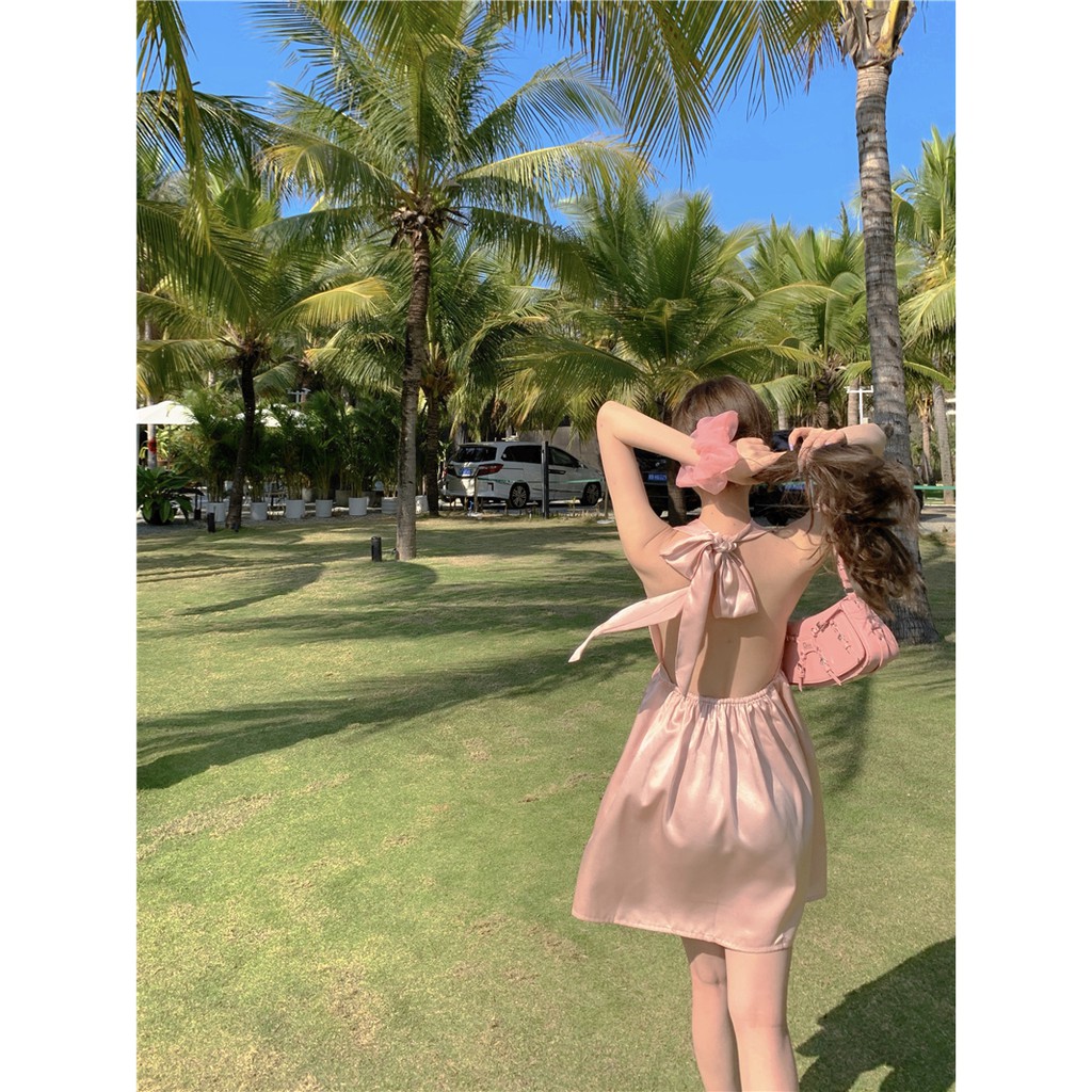 (HÀNG CÓ SẴN) Đầm yếm lụa hở lưng cổ V thắt nơ | BigBuy360 - bigbuy360.vn