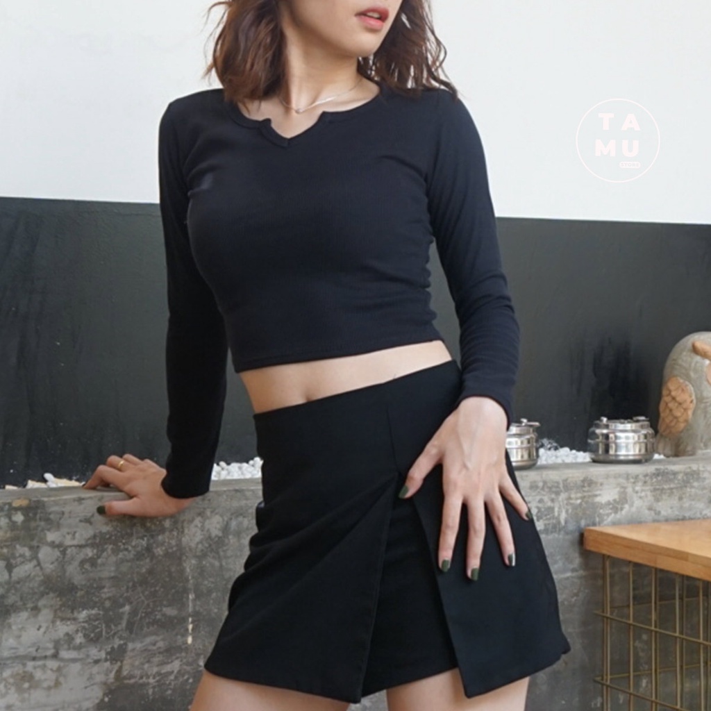 Áo croptop tay dài cổ chữ V kiểu dáng basic - CT09