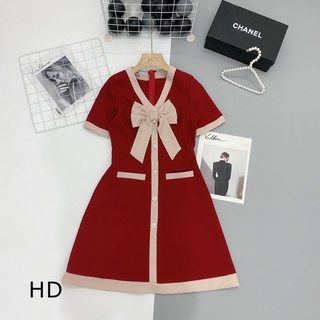 Váy V phối viền cổ nơ