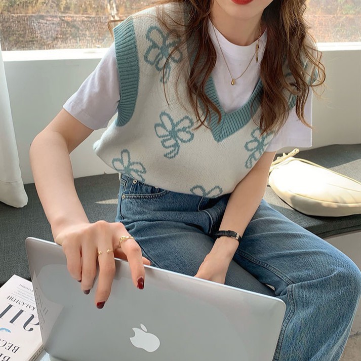 Áo Sweater Không Tay Cổ Chữ V Họa Tiết Hoa Xinh Xắn Cho Nữ | BigBuy360 - bigbuy360.vn