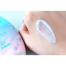 cKem chống nắng sunplay nhật bản chống nướ SPF 50+ PA++++ 30gCHÍNH HÃNG Da luôn ẩm mượt, hơi bóng kiểu glowy