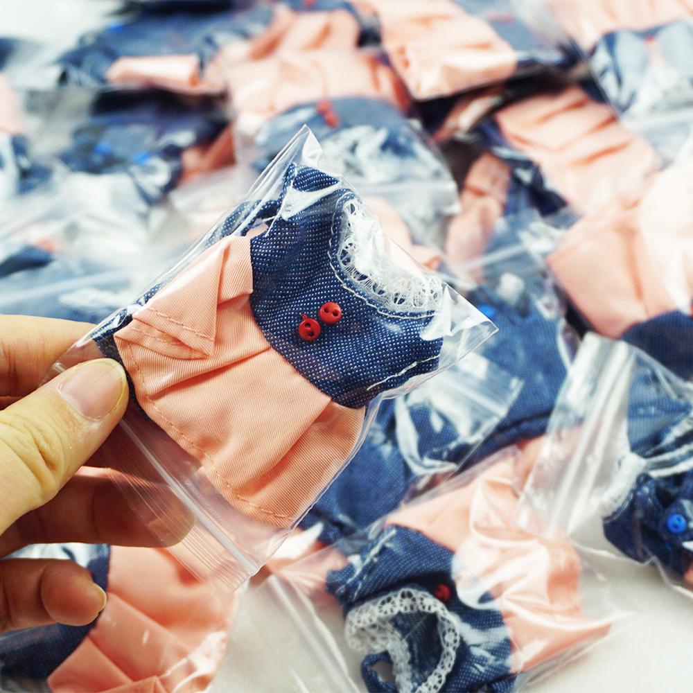 Đồ Chơi Gia Đình Thỏ Mặc Đầm 9 Kiểu Trang Phục Búp Bê Tỷ Lệ 1/12