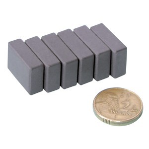 Nam châm ferrite 40x25x10mm