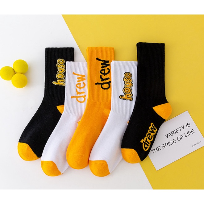 Vớ Tất DREW HOUSE cao cổ Nam Nữ phong cách trẻ trung, năng động.