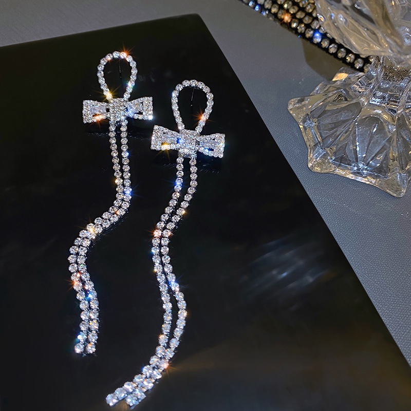 Khuyên Tai Dáng Dài Đính Đá Phối Nơ Tua Rua Cá Tính Phong Cách Hàn Quốc