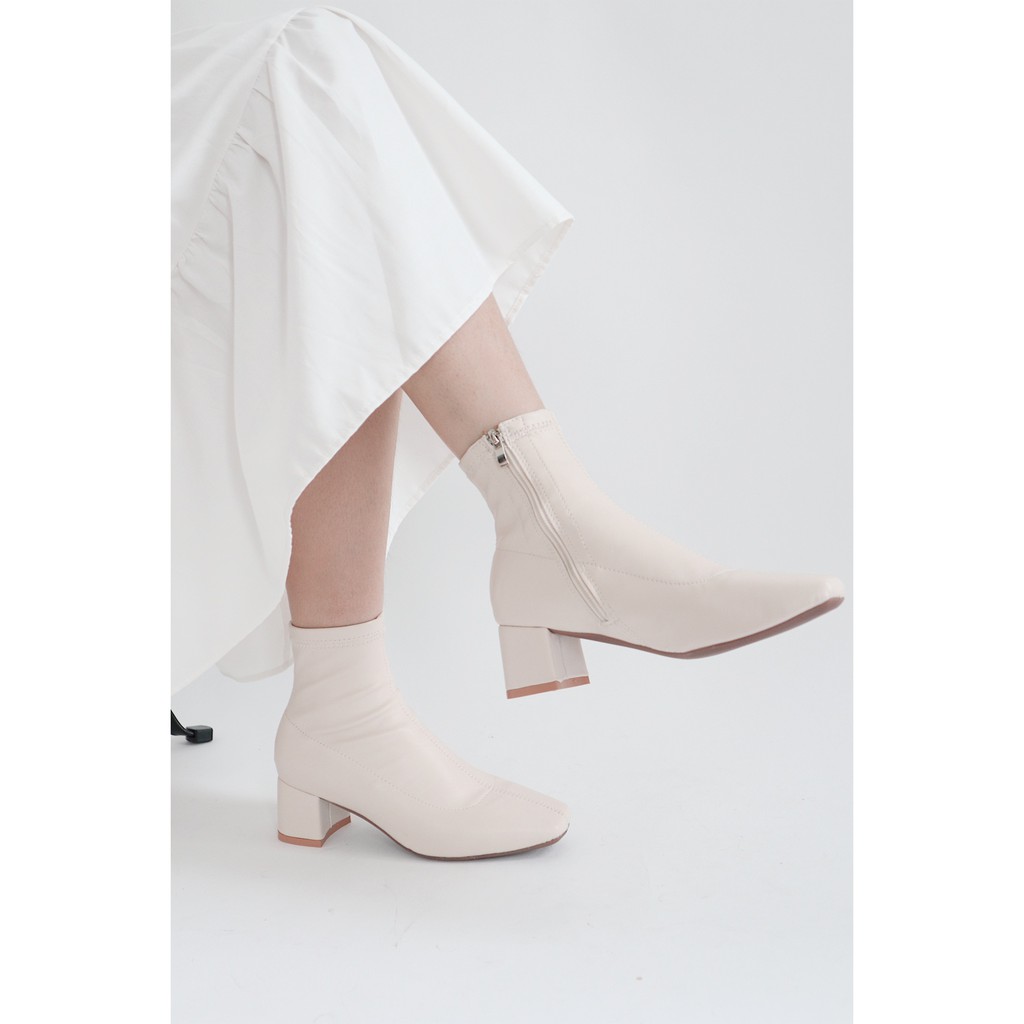 Giày bốt da cổ thấp Leather Ankle Boots