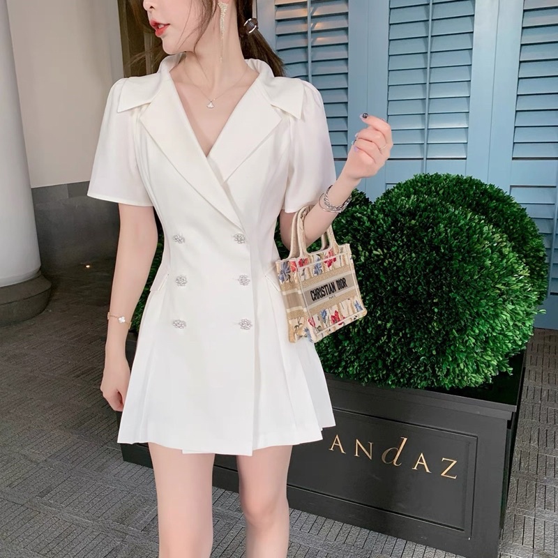 ĐẦM VEST TRẮNNG PHỐI NÚT DẬP LY