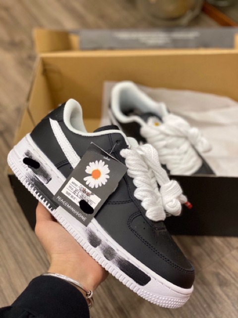 Giầy ni.ke foce gd hoa cúc