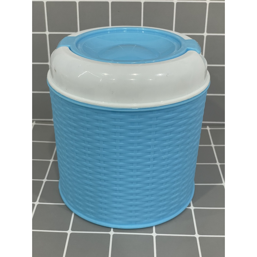 Thùng rác mini văn phòng có nắp- vân giả đan - 12.4X12.4X12.4CM 【】
