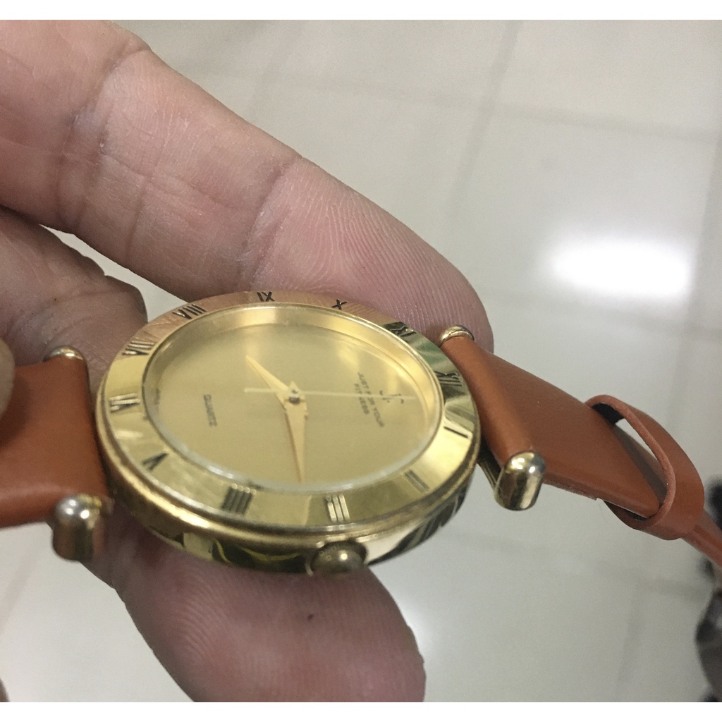 Đồng hồ nữ hiệu JF mặt vàng size 30mm bản đẹp