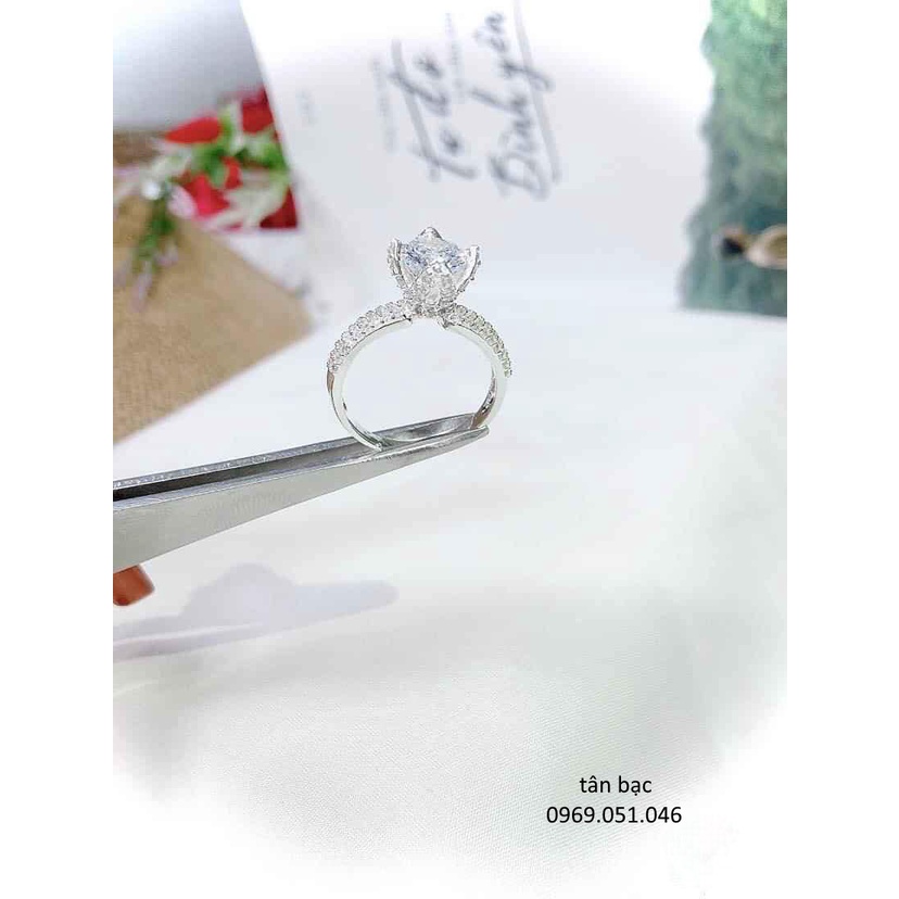 nhẫn bạc 925 đính đá , đá chủ 6li sáng lấp lánh , nhẫn dày dặn