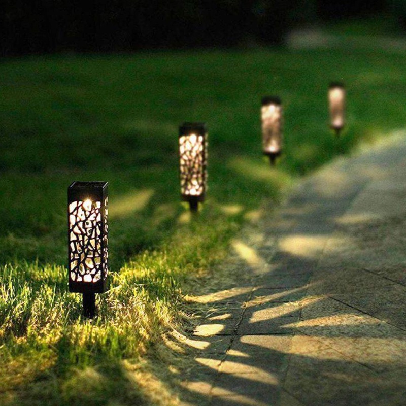Đèn LED trang trí sân vườn chống nước sử dụng năng lượng mặt trời