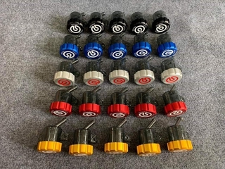 Bình dầu trong suốt màu xám khói nắp nhôm logo Bremb@,thấy dầu dễ dàng hàng cực đẹp . DoChoiXeMay 4.8