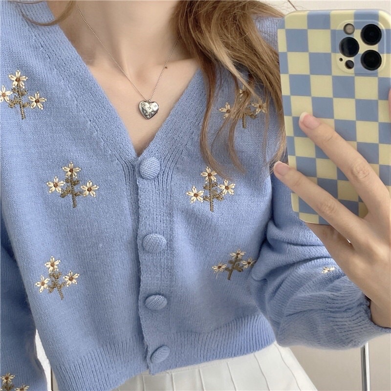 Cardigan dáng ngắn thêu hoa