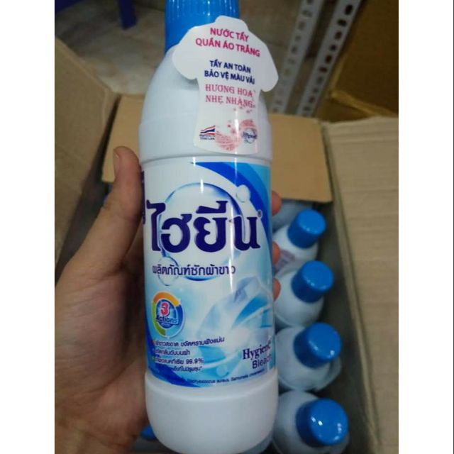 Chai Tẩy Trắng Quần Áo Thái Lan 600ml chuyên dùng tẩy quần áo trắng