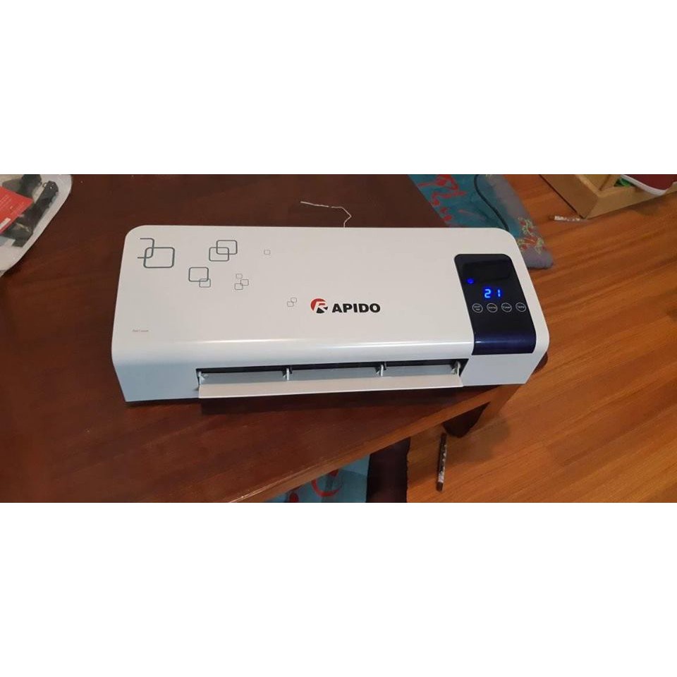 Máy sưởi gốm Rapido RCH2000 nhà tắm không gây khô da, quạt sưởi ấm mini mùa đông cho bé tiêu chuẩn Châu Âu