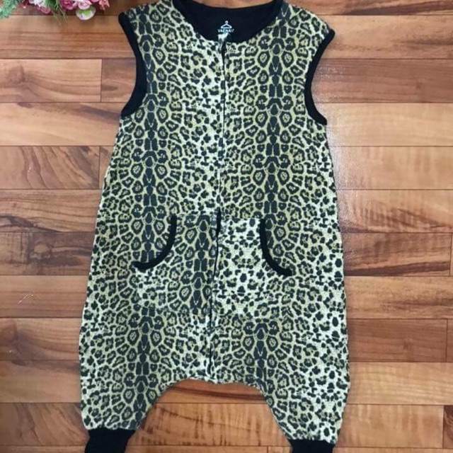 Áo liền quần cho bé