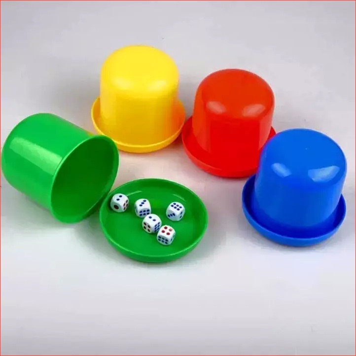 Bộ lắc xí ngầu nhựa kèm 5 viên súc sắc mini 6 mặt nhiều màu, đồ chơi lắc xúc xắc tài xỉu beer club giải trí giảm stress