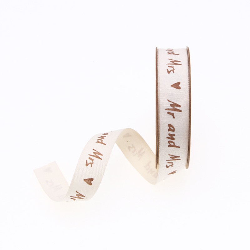 Cuộn Dây Ruy Băng Họa Tiết Chữ Mr & Mrs 10M 1.5cm Dùng Để Gói Quà Độc Đáo
