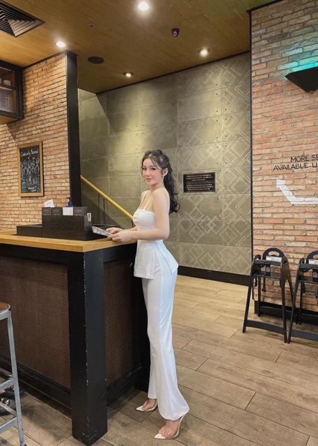 Set quần loe + áo xẻ