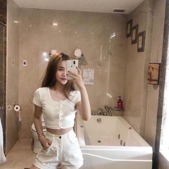 ÁO CROPTOP Tay Ngắn phối nút - mẫu hot 2021- cam kết vải đẹp