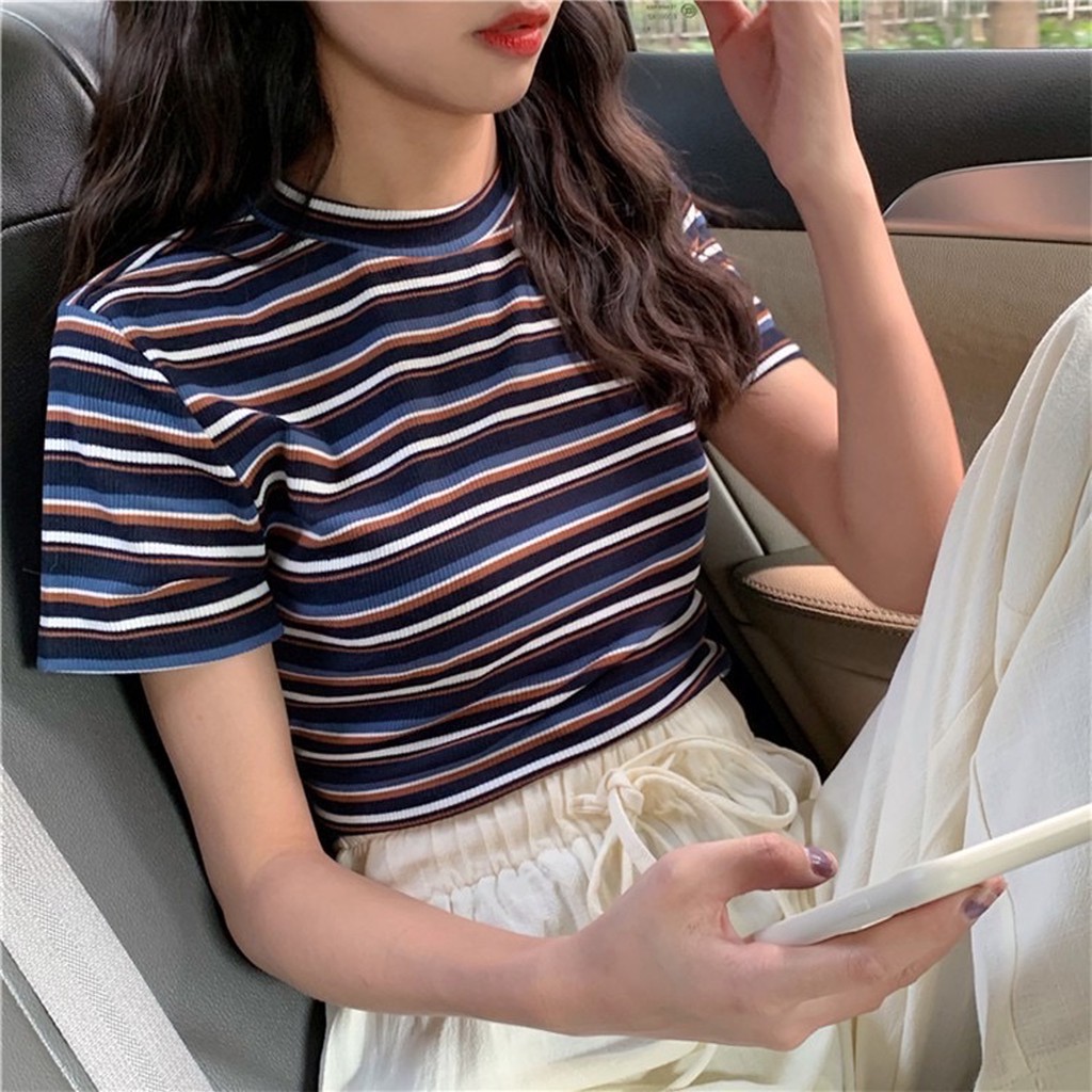 [Mã 11FASHIONSALE1 giảm 10K đơn 50K] Áo thun ngắn tay/ áo phông kẻ cổ tròn dáng ôm body nhiều màu freesize dễ mix đồ | BigBuy360 - bigbuy360.vn