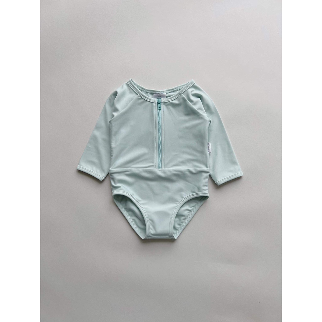 Moana Swimsuit 22 Macro & Micro