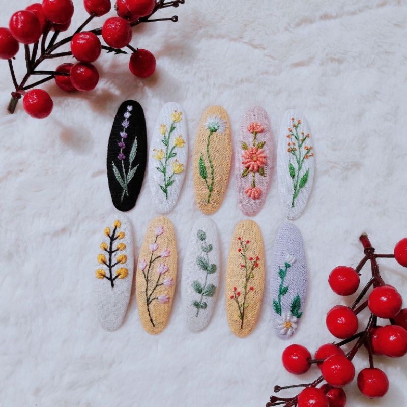 Kẹp tóc thêu tay