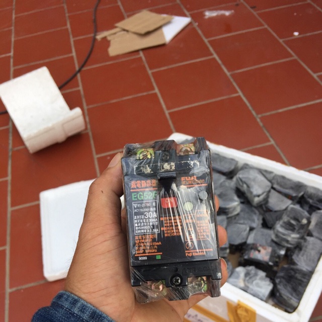 ATTOMAT CHỐNG GIẬT HÀNG NHẬT BÃI 30A VÀ 50A