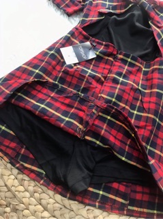 Đầm vintage đỏ trễ vai