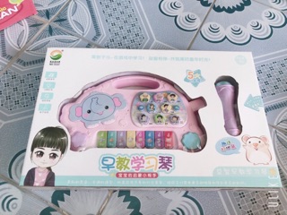 Đàn piano kèm Mic cho bé hát karaoke