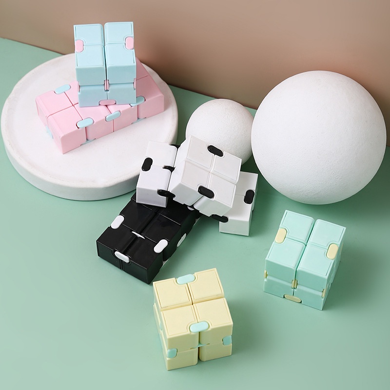 Khối Rubik Đồ Chơi Rèn Luyện Trí Thông Minh