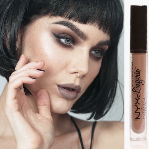 Son kem lì Nyx Professional Makeup Lip Lingerie LIPLI21 Delicate Lust - màu xám