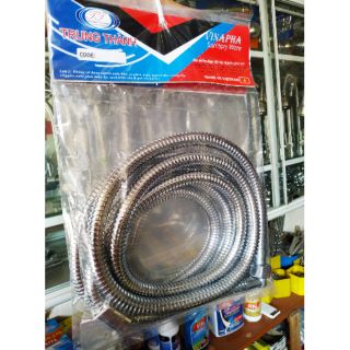 Dây vòi hoa sen hoặc xịt vệ sinh