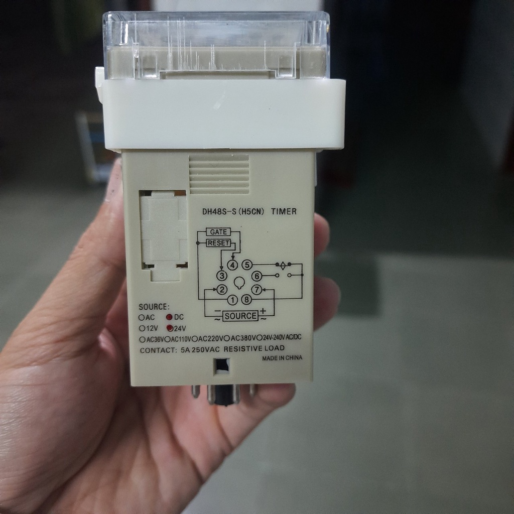 Rơle DH48s s Rơ le thời gian DH48s s - DH48SS 12V / 24V / 220V / 380V kèm đế