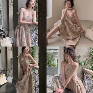 (CÓ SẴN) Váy yếm hoa nổi - Đầm Tiểu Thư