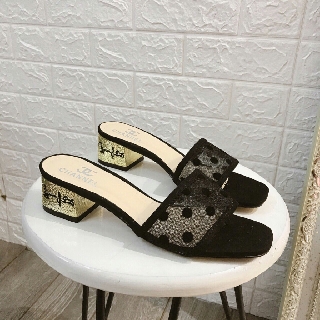 Guốc nữ, Guốc lưới chấm bi chất đẹp ms Q128