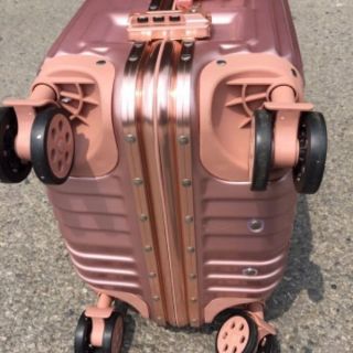 Vali Rimowa Super
