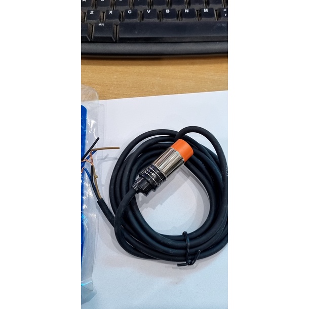 Cảm biến tiệm cận Autonics PR18-8DP 8mm NO-PNP 12-24VDC