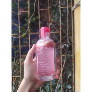 Nước Cân Bằng Bioderma Cho Da Nhạy Cảm Sensibio Tonique 250ml - CHAI HỒNG