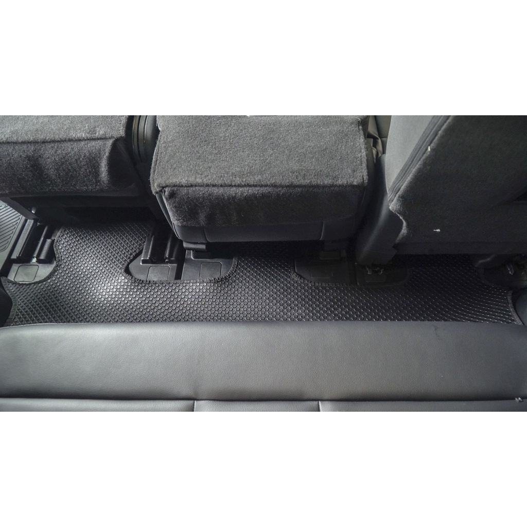 Thảm Lót Sàn Ô Tô KATA Cao Cấp Cho Xe Ford Explorer  - Không mùi, Không ẩm mốc, Dễ dàng vệ sinh